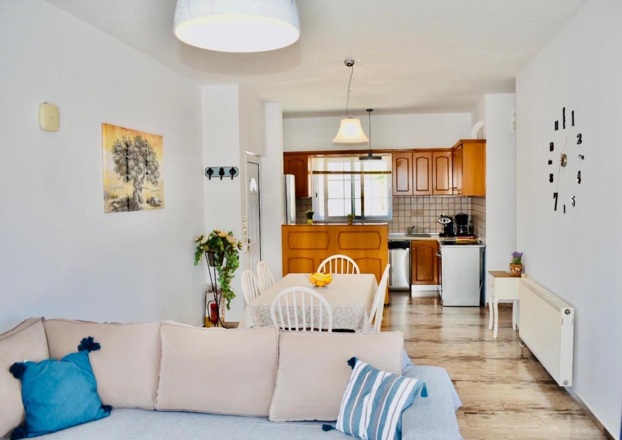 Cozy Renovated Apartment "Filoxenia" Като-Дарацо Екстер'єр фото